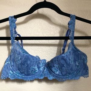 Victoria’s Secret lace bra